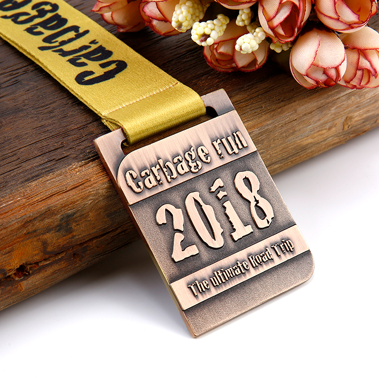 Custom Metal Bronze Carbage Run Medal for Sports