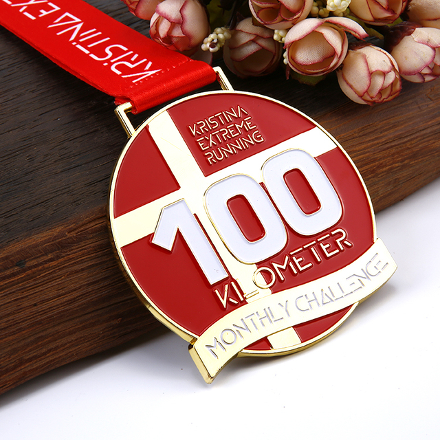 Custom Metal Gold Challenge Medal 100 Kilometers for Sport Meet