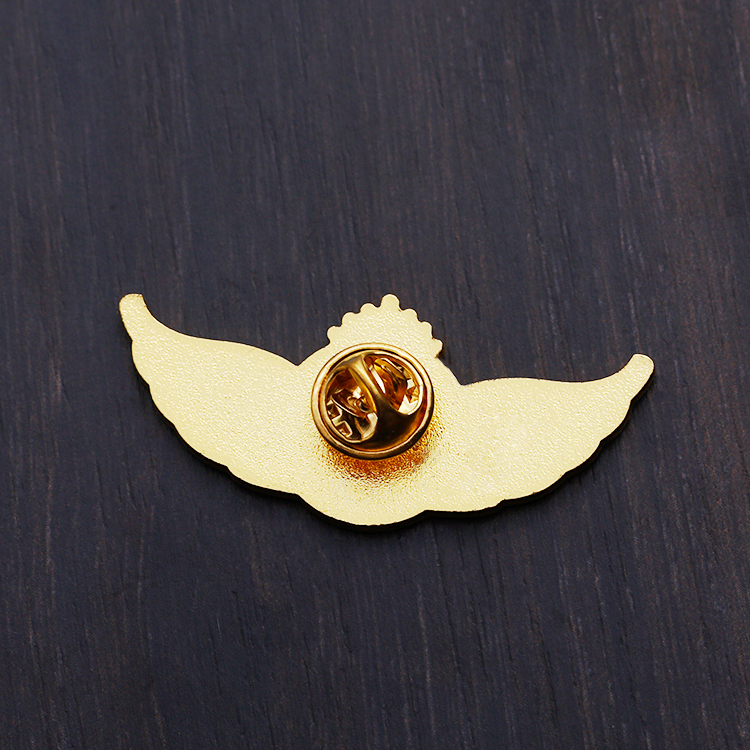 Custom Metal Alloy Gold Eagle Badge