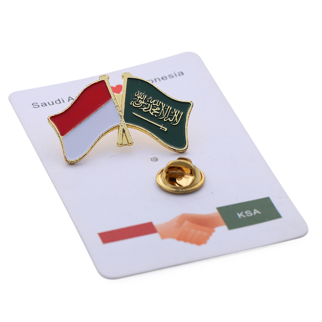 Saudi Arabia Metal Gold Flag Die Struck Badges