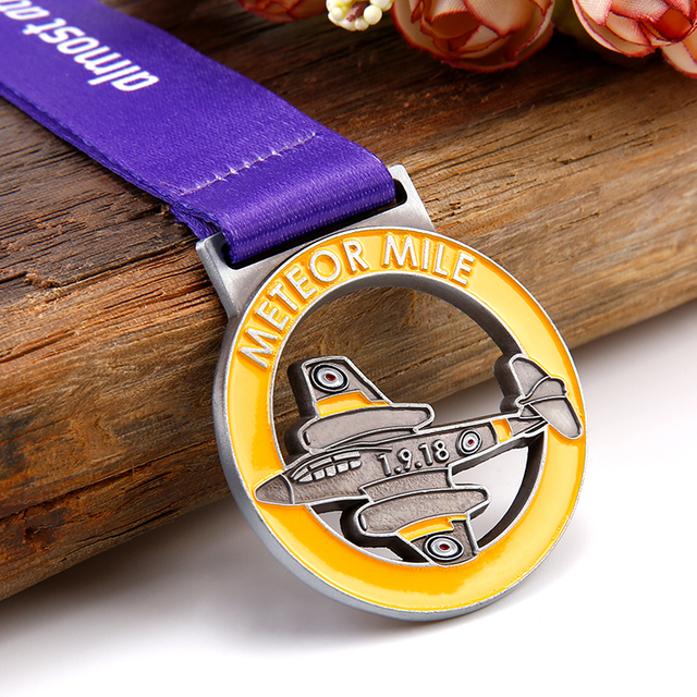 Customized Metal Cut Out Meteor Mile Medal for Sports