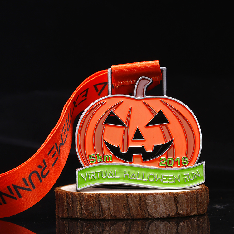 Custom Metal Pumpkin Shaped Halloween Medal for Festival