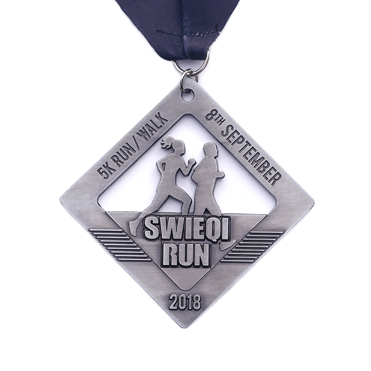 Round Metal Silver Swieqi Running Medal for Marathon