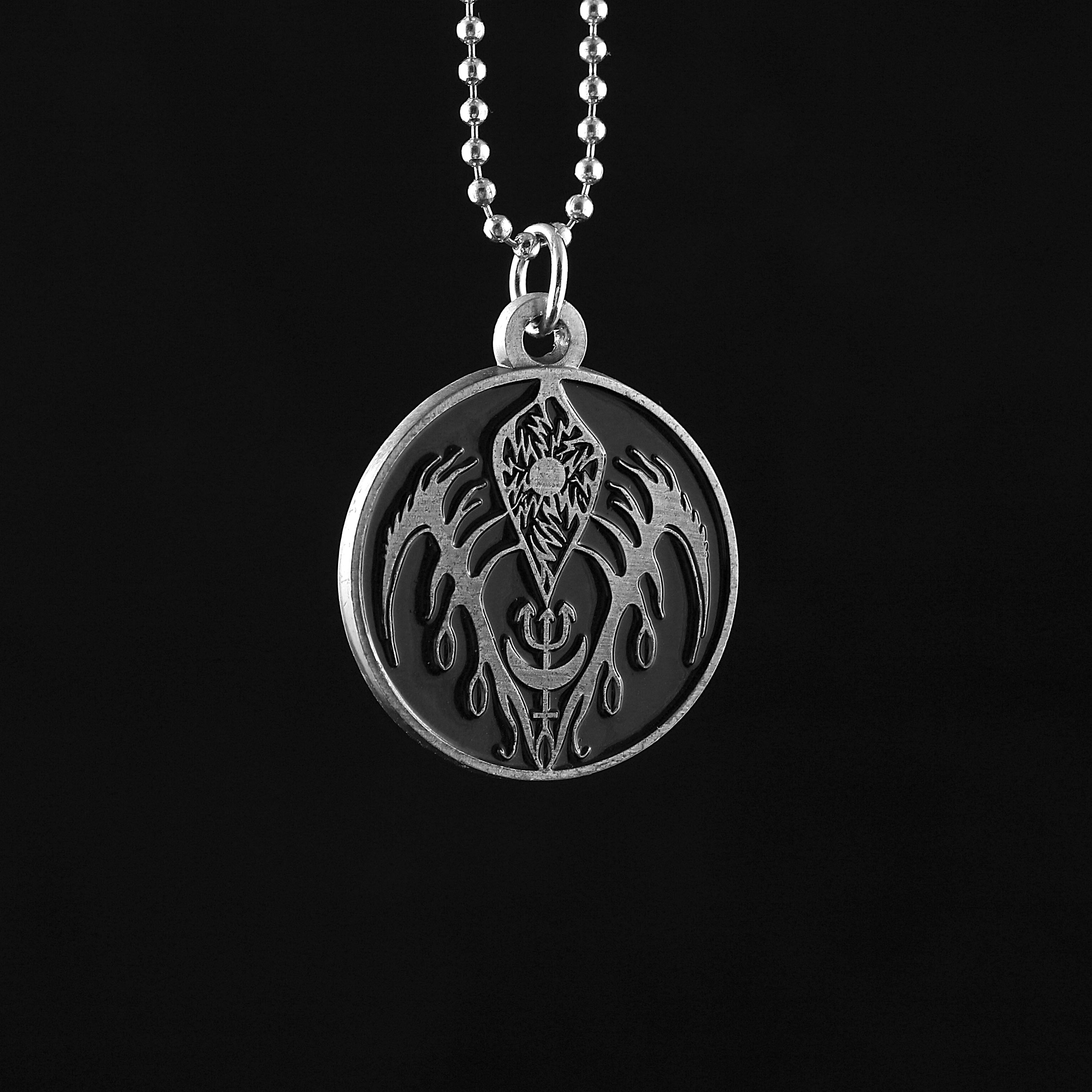 Custom Metal Alloy Siver Ancient Necklace for Clothing