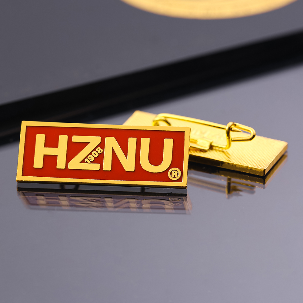 Custom Metal Gold and Silver Germany Pin Badge