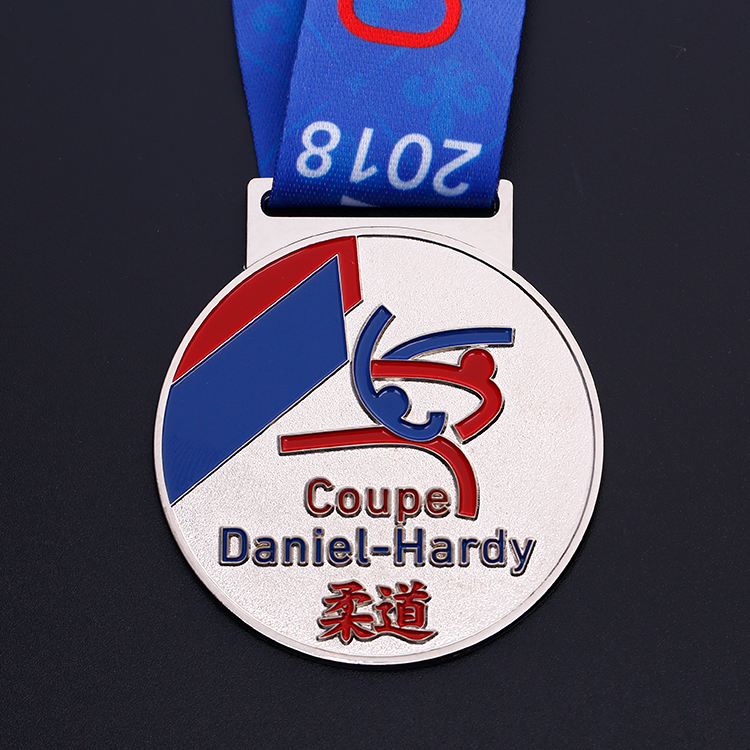 Round Metal Silver Coupe Daniel Hardy Medal for Events